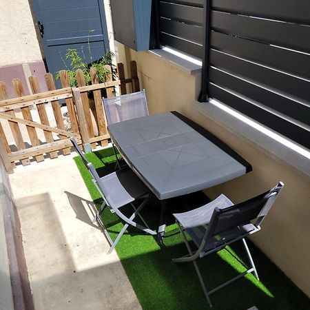 Appartement avec terrasse - M4 Lucie Aubrac Bagneux  Extérieur photo